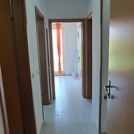 公寓式酒店 圣里奥假日公寓酒店 布里亚蒂科