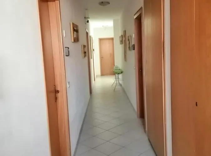 מלון דירות Residencesanleo 3*