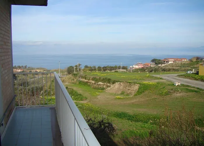 Residencesanleo מלון דירות 3*